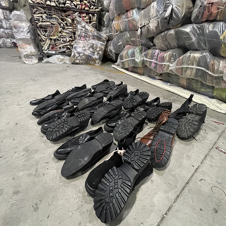 Used Men Shoes 1